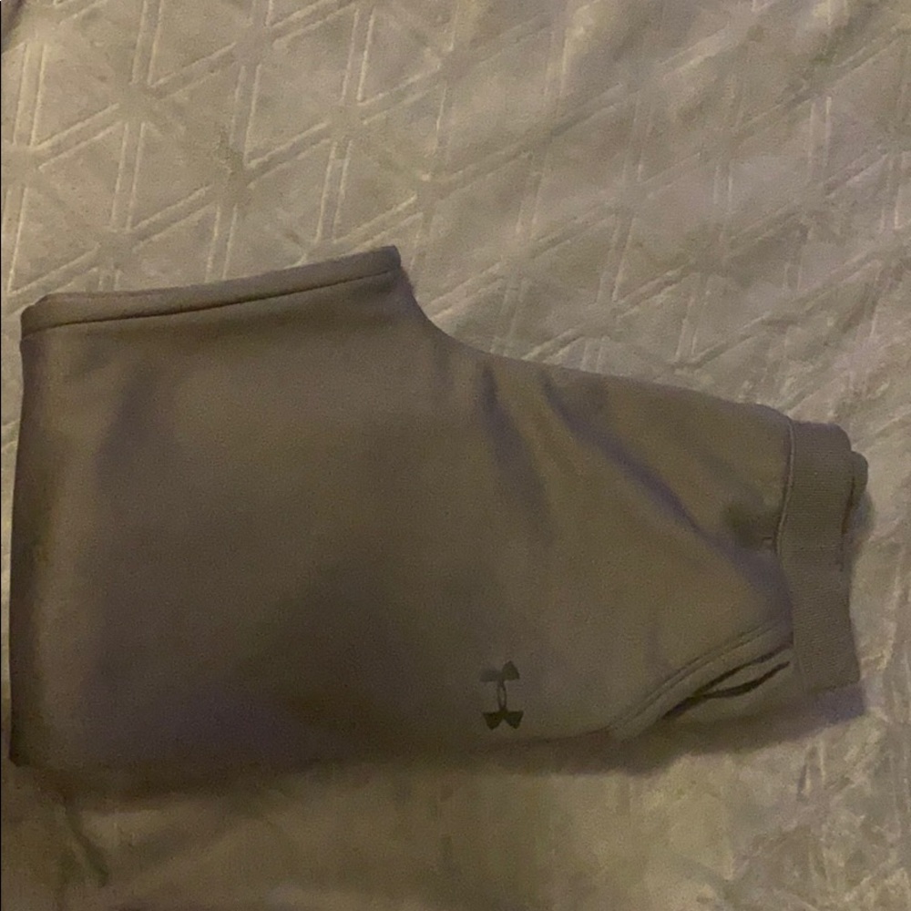 Under Armour pants!
